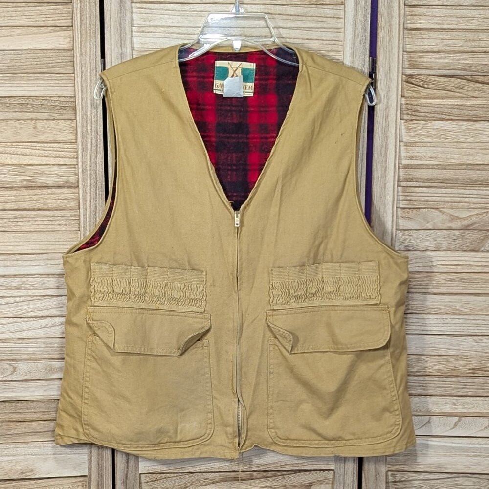 Game Winner Sportswear Tan Zip-Up Vest with Red Plaid Lining Vintage Size XL